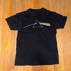 Basic black dark side of the moon graphic tee